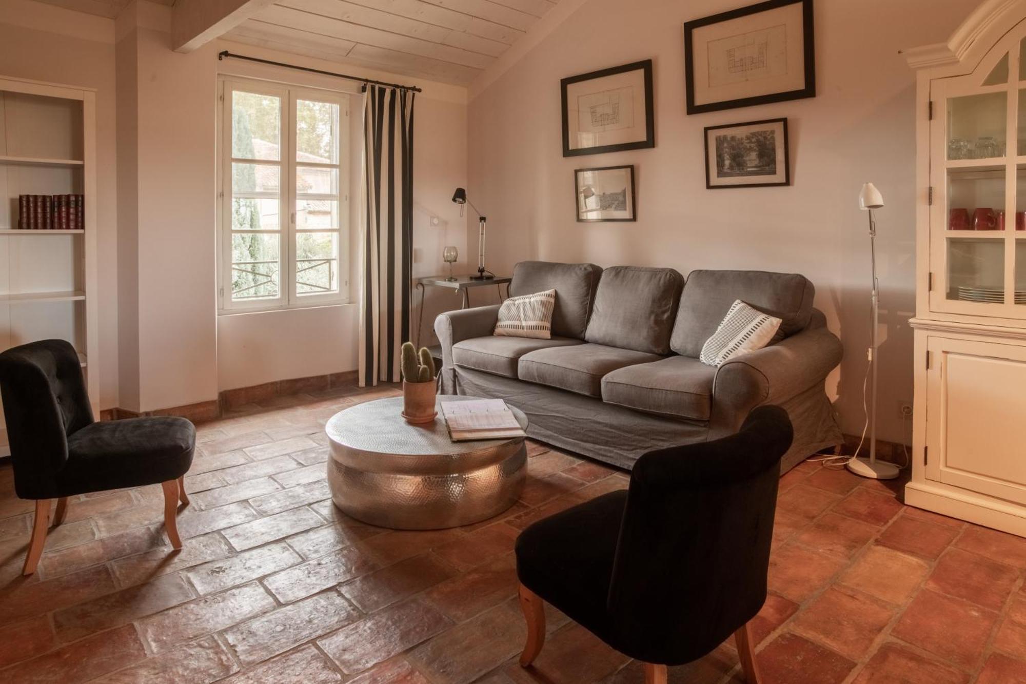 Hotel Et Appartements Domaine Des Clos - Teritoria Бокер Екстериор снимка