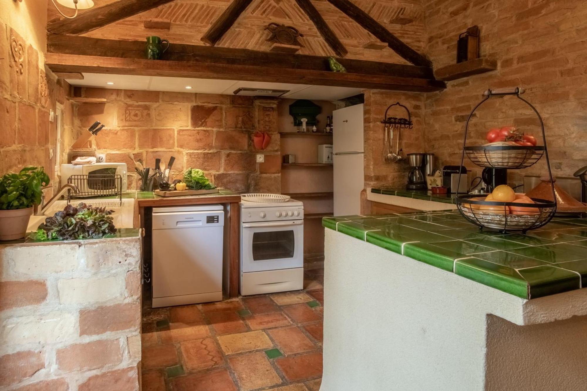 Hotel Et Appartements Domaine Des Clos - Teritoria Бокер Екстериор снимка