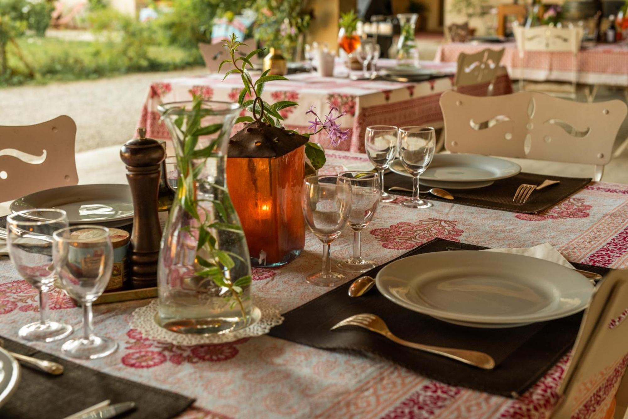 Hotel Et Appartements Domaine Des Clos - Teritoria Бокер Екстериор снимка